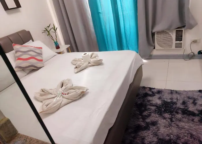 Birchtower With Balcony & Pool - Carosa Staycation