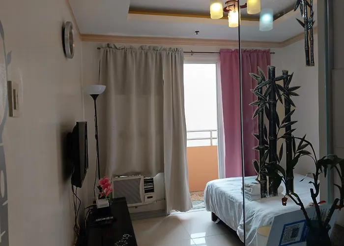Birchtower With Balcony & Pool - Carosa Staycation