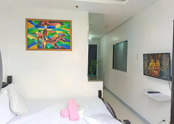 Апартаменты Birchtower With Balcony & Pool - Carosa Staycation *